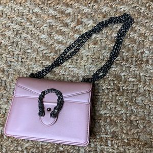 Pink purse / bag